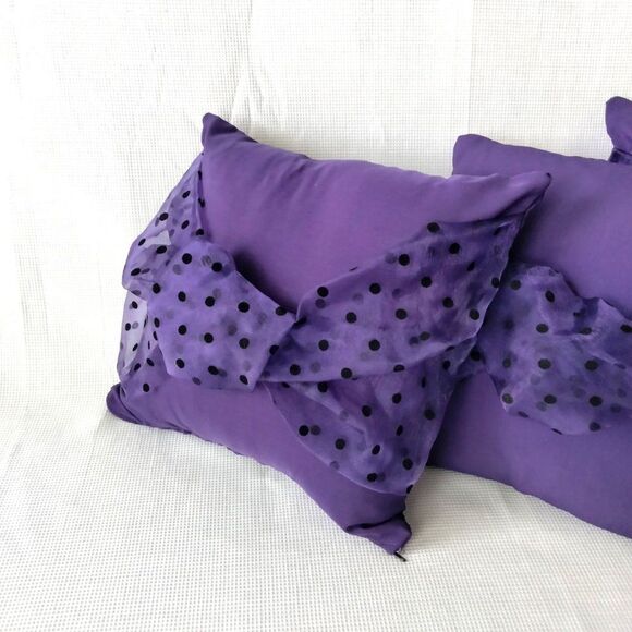 Accent Pillow Set of 4 Deep Purple Silk 14 x 14 with Dotted Organza detail NEW - Picture 5 of 8